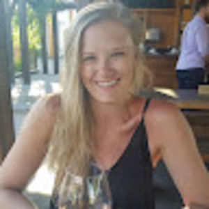 Meet your Posher, Laura